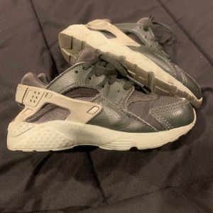 Green Nike Huarache
